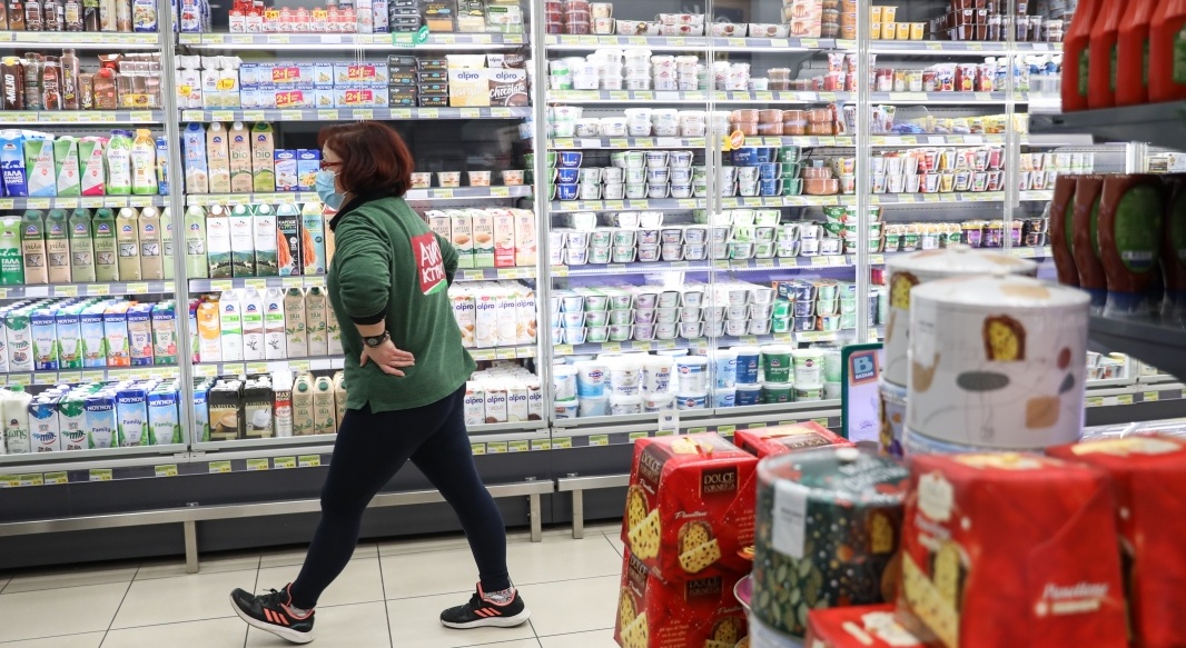 Θερίζει η ακρίβεια στα σούπερ μάρκετ