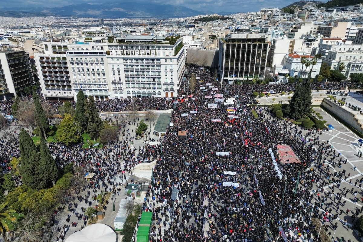 Χιλιάδες πολίτες φώναξαν ΔΙΚΑΙΟΣΥΝΗ για τα Τέμπη σε κάθε γωνιά της Ελλάδος