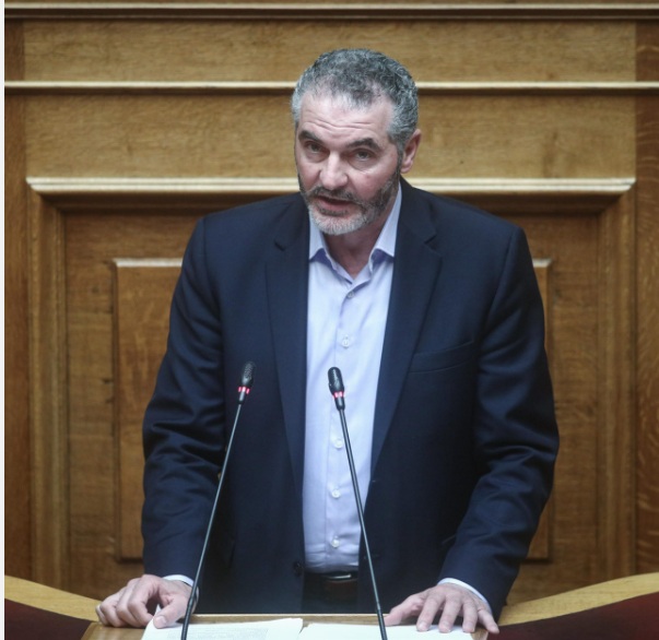 Χνάρης: «Μόνο το ΠΑΣΟΚ έχει το σχέδιο και τη βούληση να δώσει ξανά στους ανθρώπους της θάλασσας προοπτική, ασφάλεια και αξιοπρέπεια»