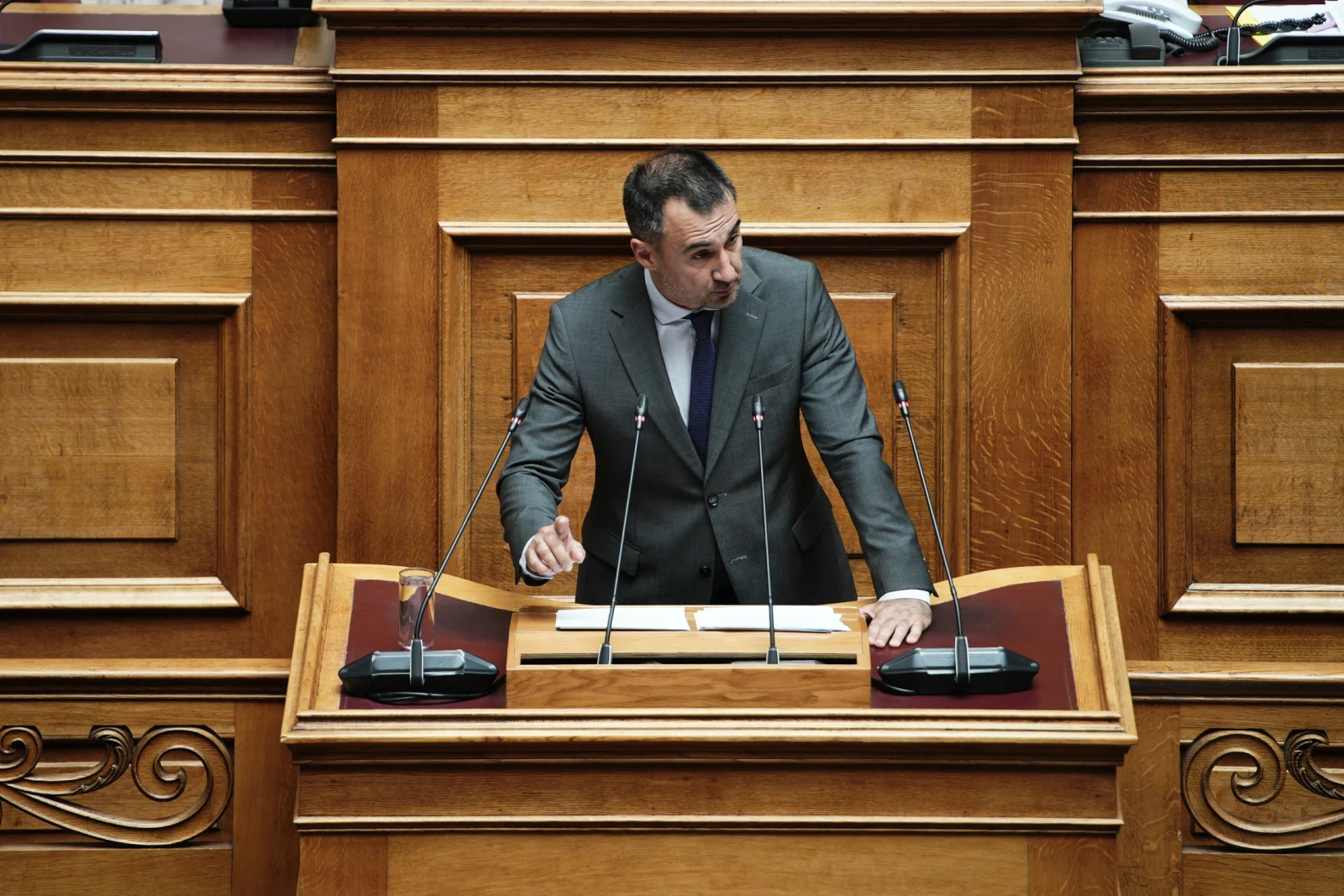Αλέξης Χαρίτσης – ΟΠΕΚΕΠΕ: Καθεστώς αδιαφάνειας και διαφθοράς το «επιτελικό κράτος» Μητσοτάκη