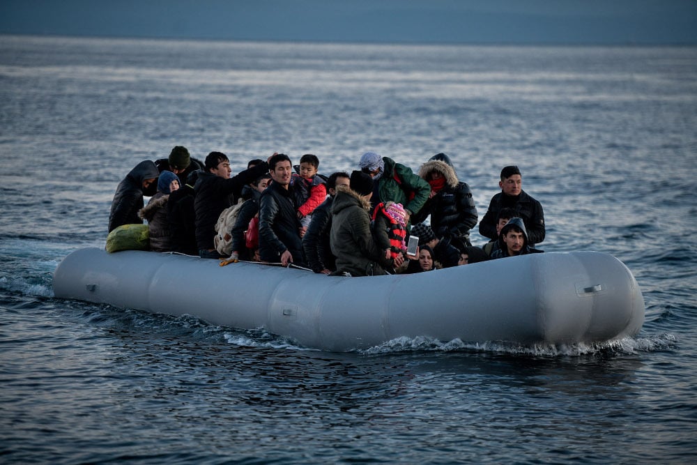 «Μαύρη τρύπα» στα κονδύλια για τη μετανάστευση ψάχνει η Ευρωπαία Eισαγγελέας