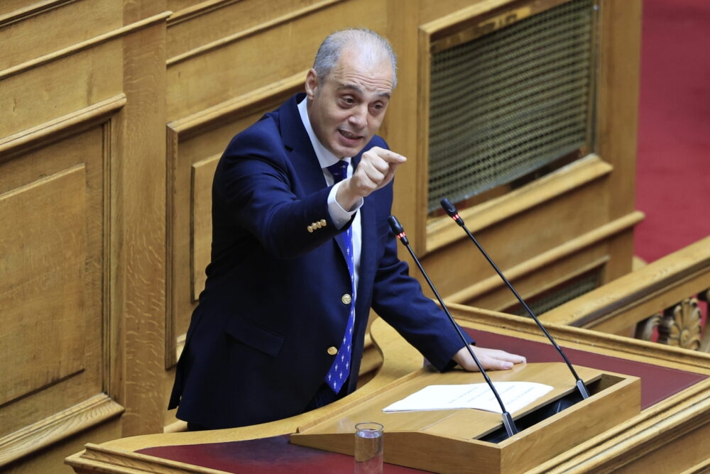 O Βελόπουλος θα κυβερνήσει με τον Μητσοτάκη αν δεν επιτευχθεί αυτοδυναμία στις βουλευτικές εκλογές (;)